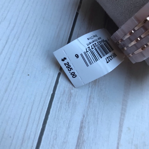 Michael Kors Watch - Picture 2 of 6